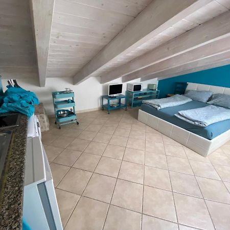 Studio Azzurro L Apartment Valledoria  Bagian luar foto