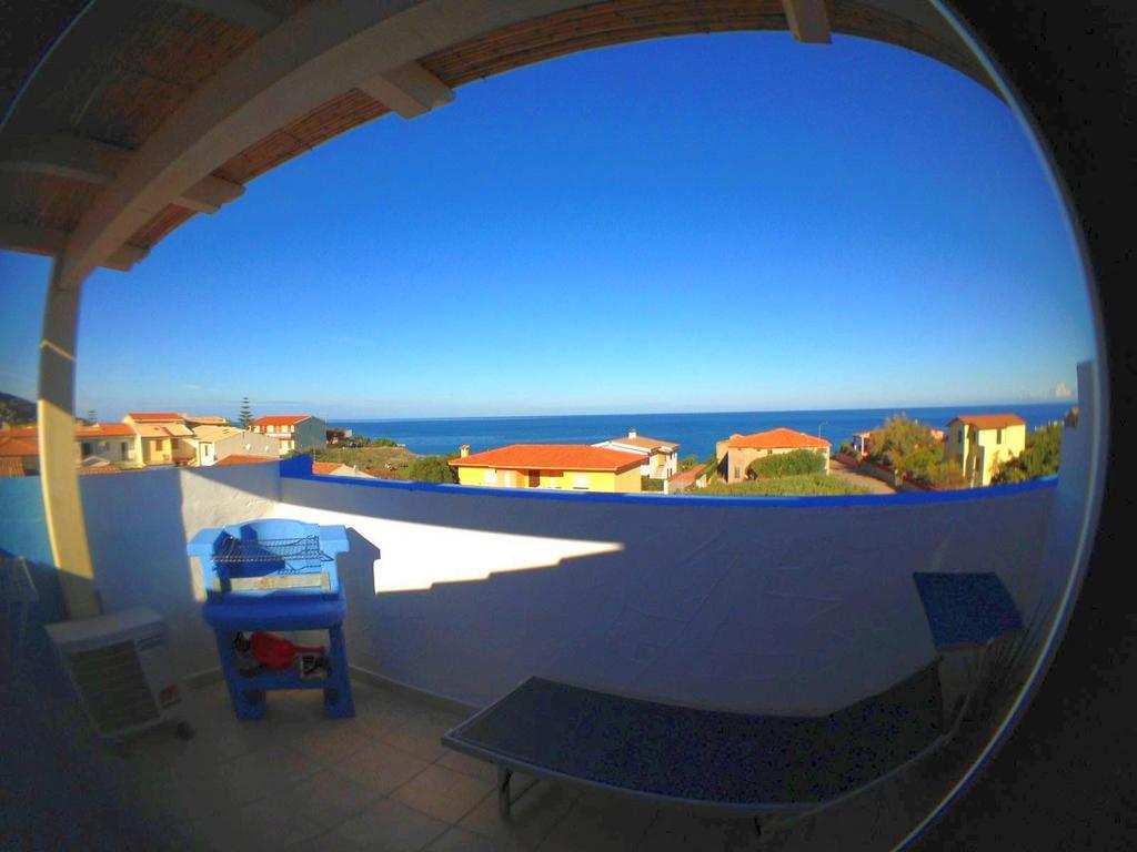 Studio Azzurro L Apartment Valledoria  Bagian luar foto